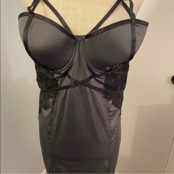 Torrid Curves Size 3 body con chemise - Picture 7 of 10